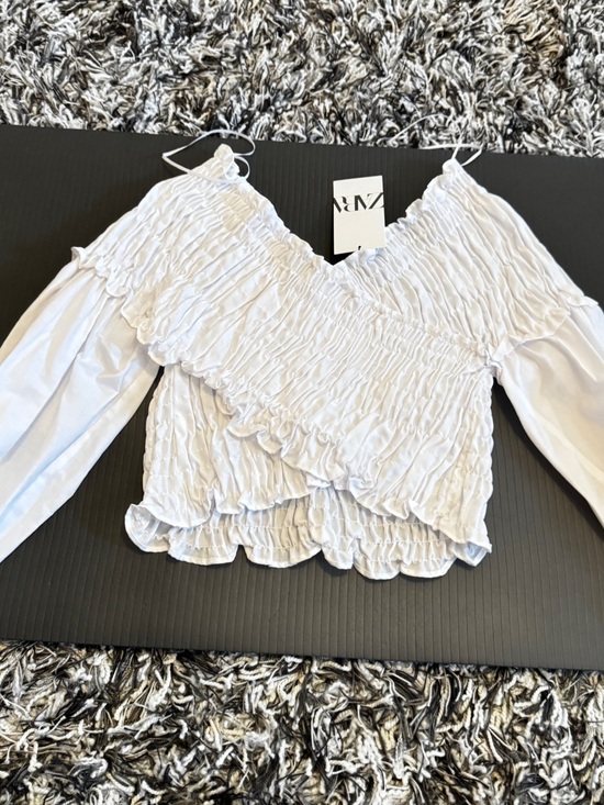 Zara Tops - NWT: Zara White Smocked Off-Shoulder Long Sleeve Blouse